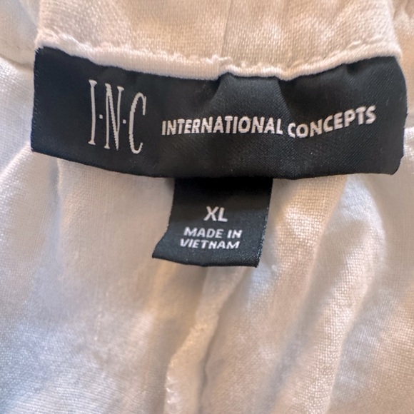 I.N.C. International Concepts
Women's White Linen Paperbag-Waist Pants, Size XL - Picture 7 of 7